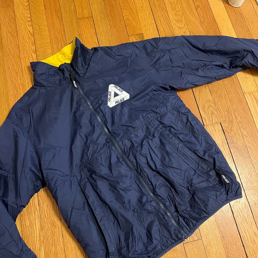 Palace Thinsulate reversible jacket.